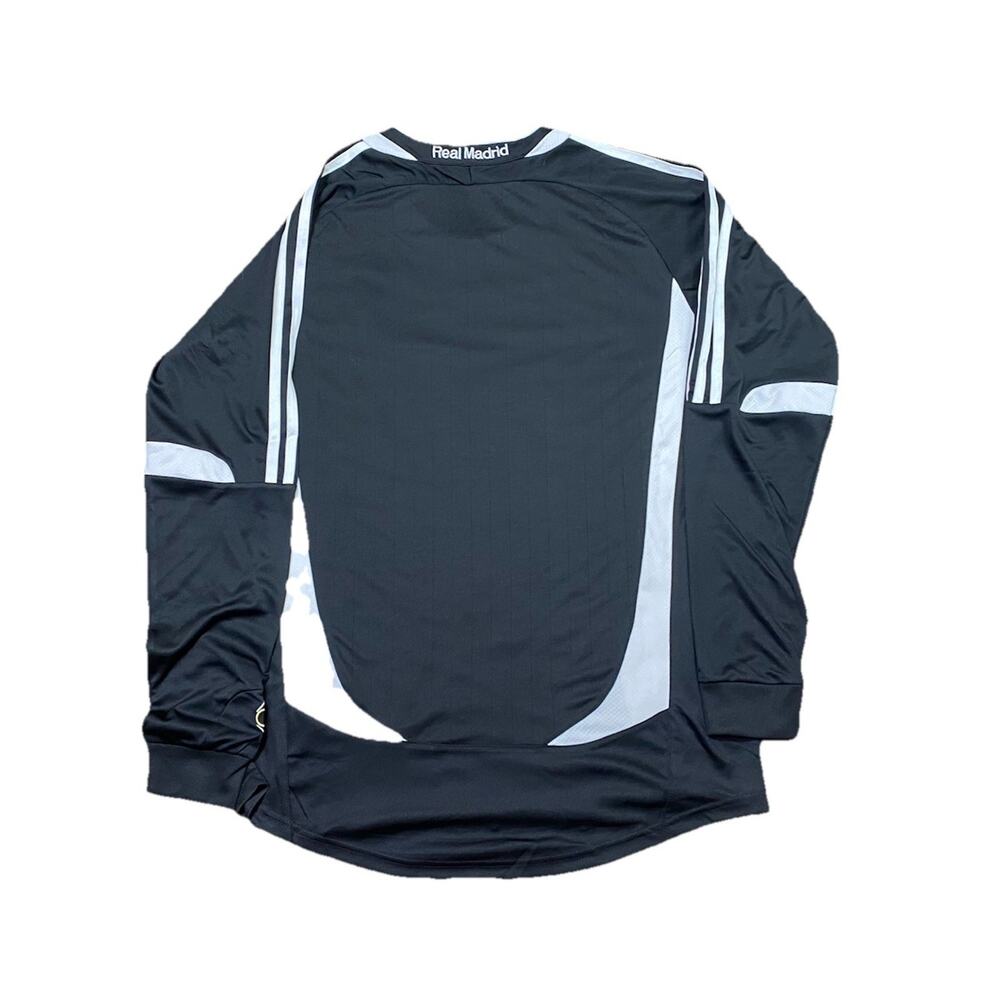 Real Madrid | Men’s Large Retro Long-Sleeve Jersey - Picture 2 of 7